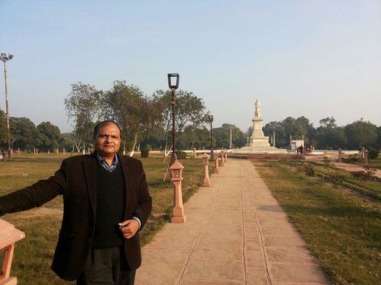 Motilal Nehru Park